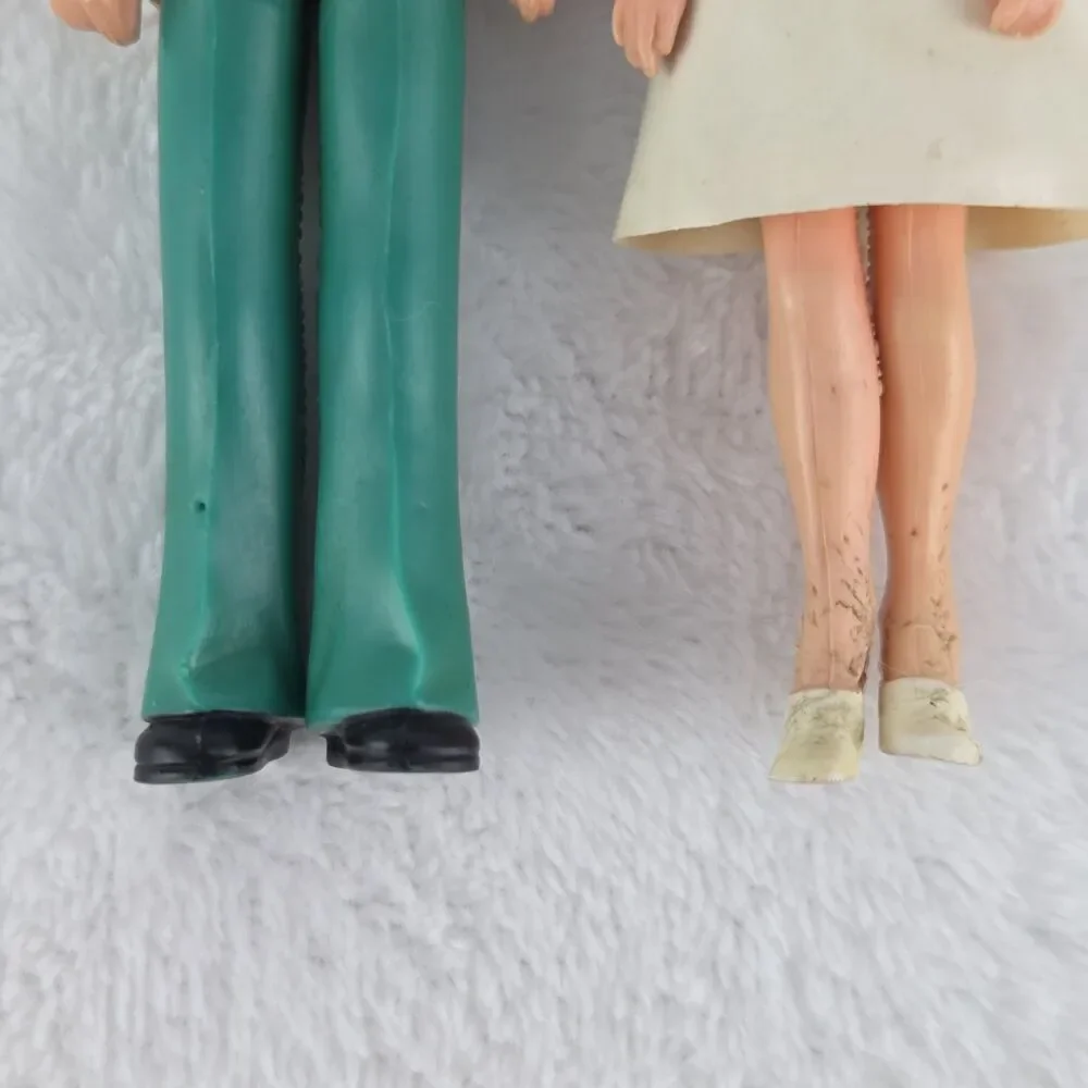 Vintage 1970s Fisher Price Dollhouse Mom Dad Collie Dog Hong Kong Lot
